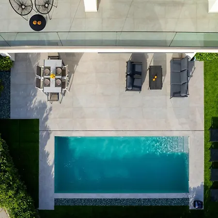 Sunset Rhodes 빌라 익시아