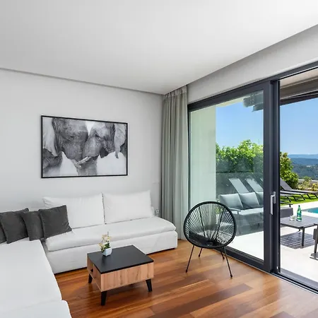 Sunset Rhodes Ixia (Rhodes)